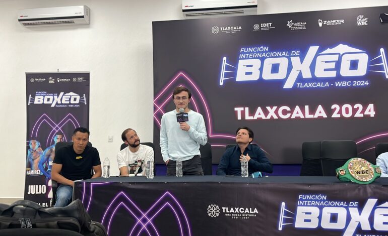 Leyendas del boxeo inspiran a jóvenes a luchar contra las adicciones