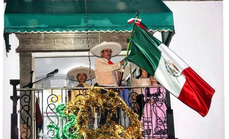 Alcalde de Yauhquemehcan David Vega realizo el Grito de Independencia