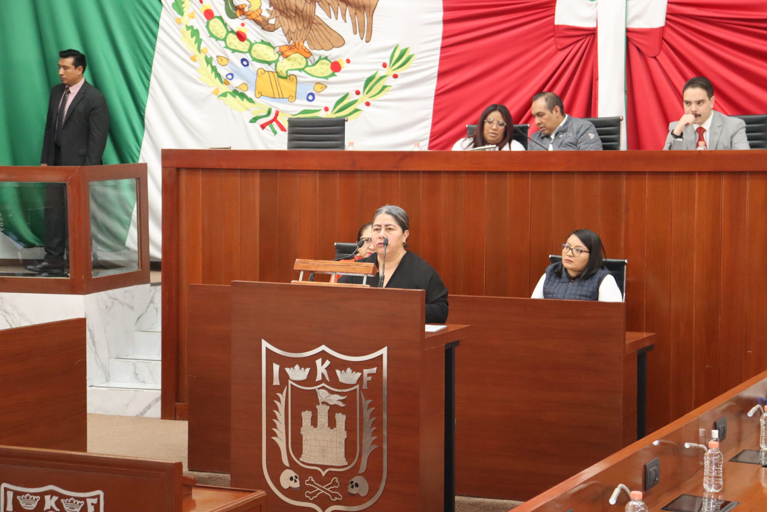 Blanca Aguila exige cuentas al gabinete de seguridad ante ola de violencia en Tlaxcala