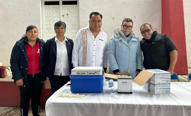 Entrega diputada Sandra Aguilar 300 vacunas antirrábicas a Cuapiaxtla