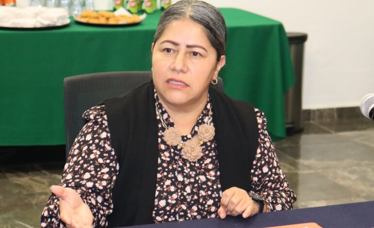 Cuentas claras de 7 secretarios y fiscal general exige Blanca Águila y formaliza solicitud de comparecencia