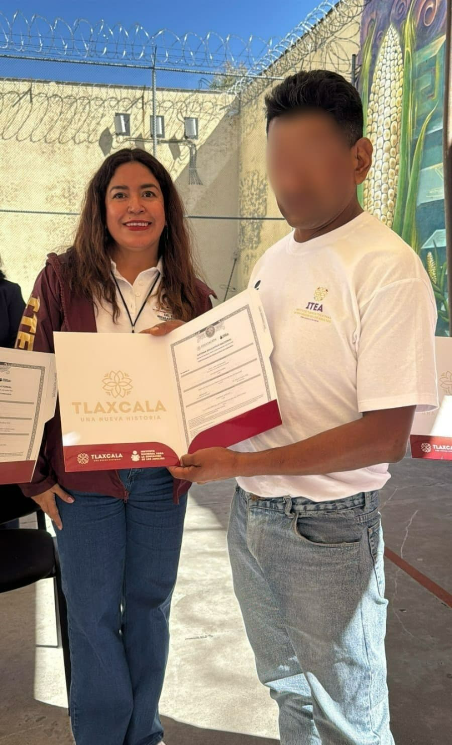 Internos del CERESO de Tlaxcala reciben certificados de educación básica