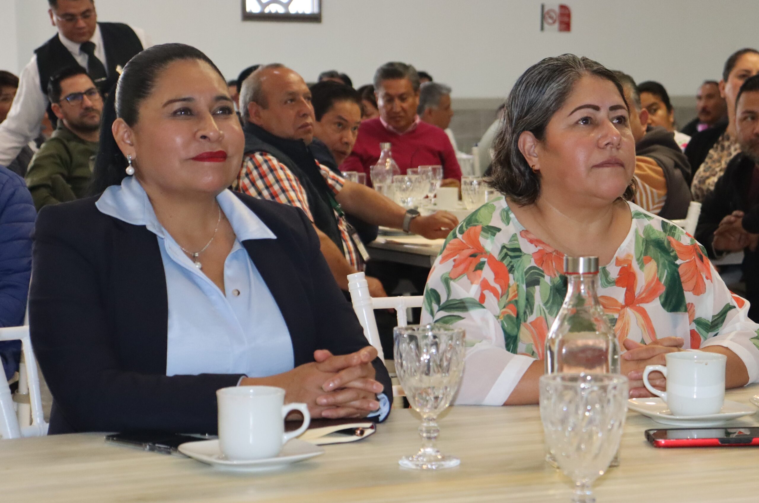 Ana Lilia Rivera respalda gestión de Blanca Águila para ampliar hospitales ISSSTE en Tlaxcala