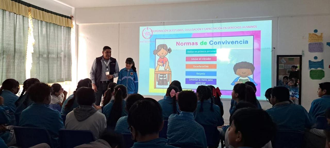 Realizan Cine Debate sobre derechos humanos y cultura de paz en Zacualpan