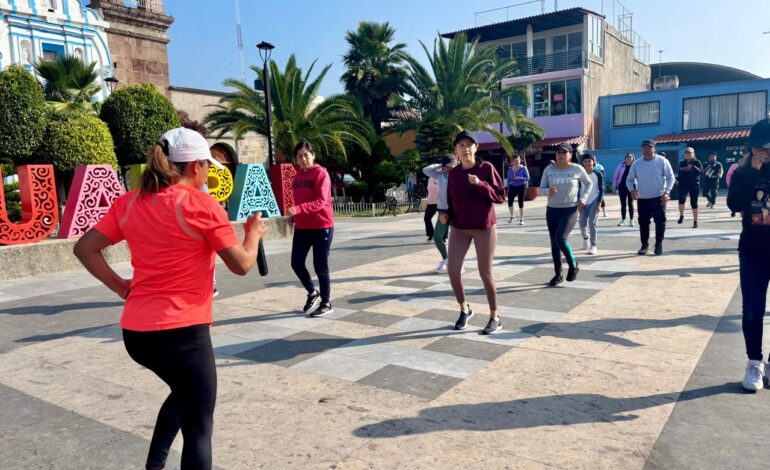 Zacualpan vive un Domingo Saludable lleno de alegría, deporte y unión familiar