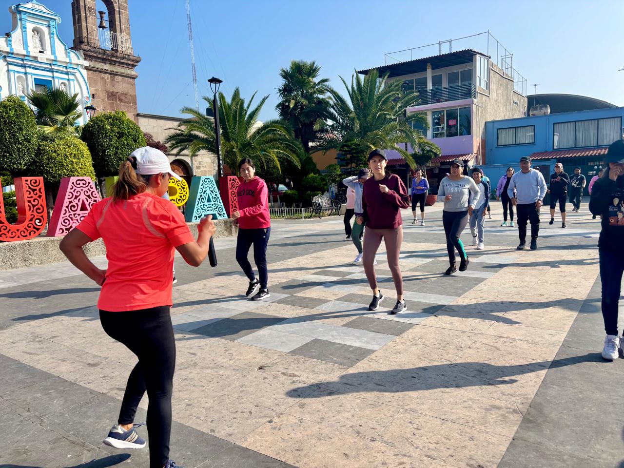 Zacualpan vive un Domingo Saludable lleno de alegría, deporte y unión familiar
