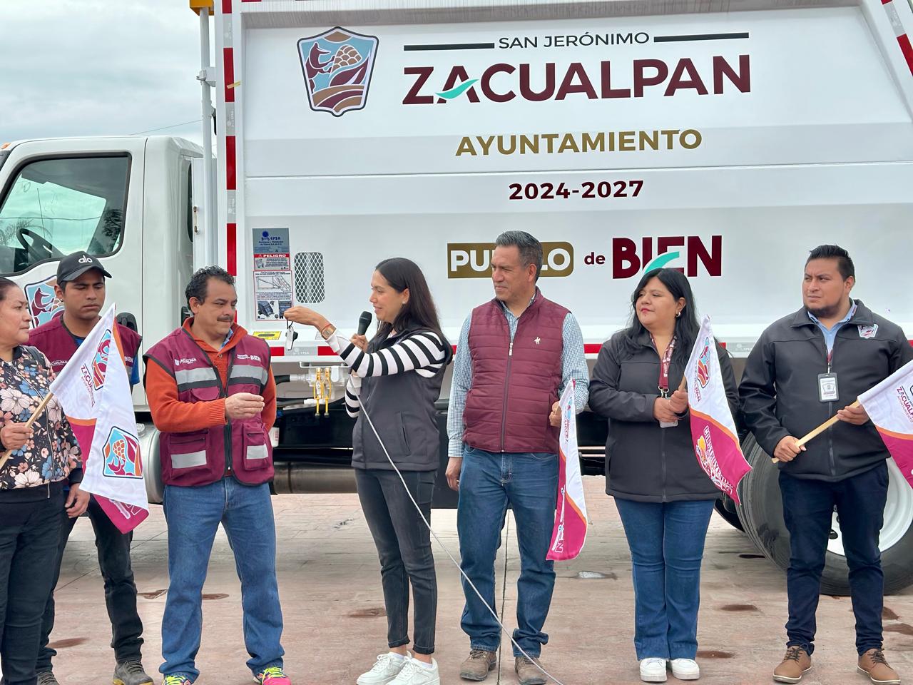 Zacualpan renueva su parque vehicular con un nuevo camión compactador de basura