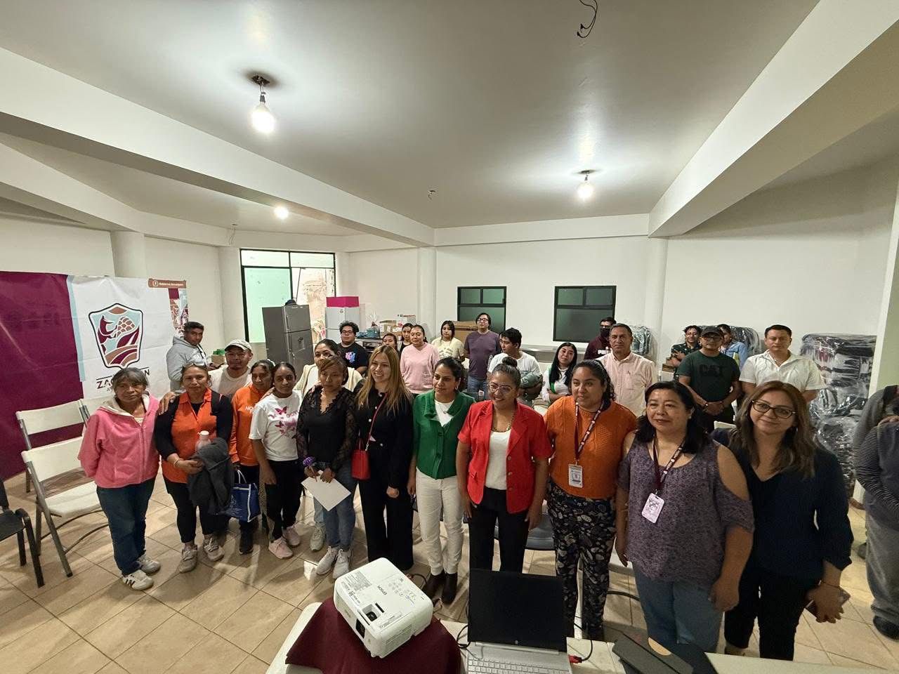 Zacualpan conmemora el Día Naranja con capacitación sobre igualdad y violencia de género