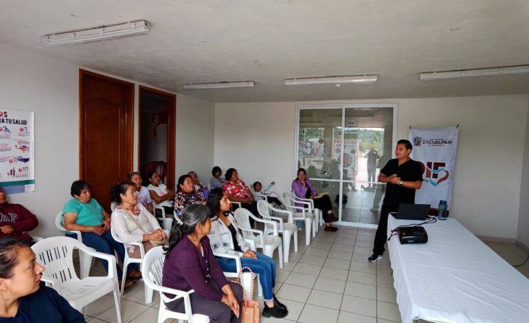 Zacualpan promueve la lactancia materna con charla y apertura de lactario