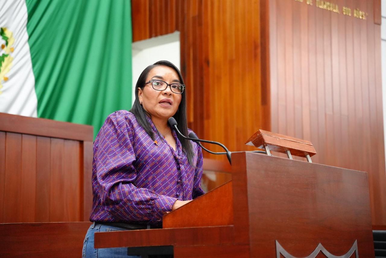 La diputada Laura Flores reprueba declaraciones del señador Noroña contra la alcaldesa Grecia Quiroz