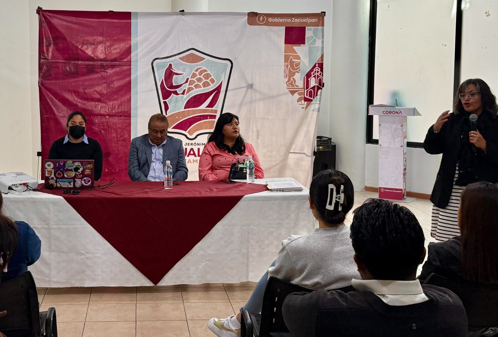 Sandra Corona refuerza acciones por la igualdad de género en Zacualpan en el marco del Día Naranja