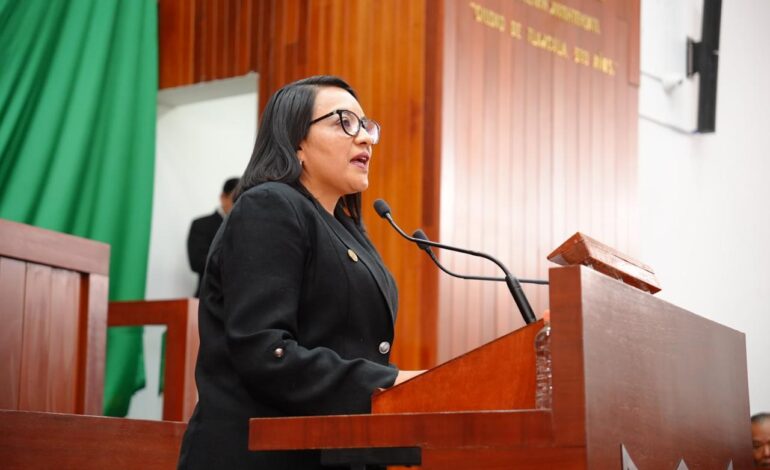 Laura Yamili Flores se posiciona como voz firme de la oposición en Tlaxcala