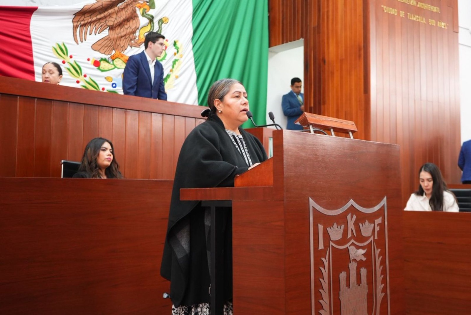 Blanca Águila exige cuentas claras por viajes internacionales del gobierno de Tlaxcala