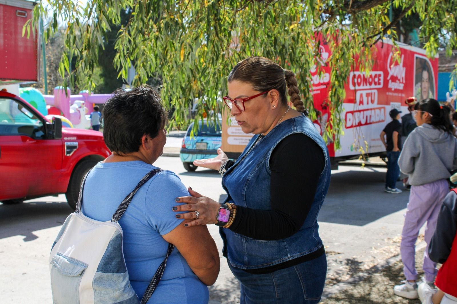 Sandra Aguilar lleva salud y sonrisas a Apizaquito con la campaña “Primero Tu Sonrisa”