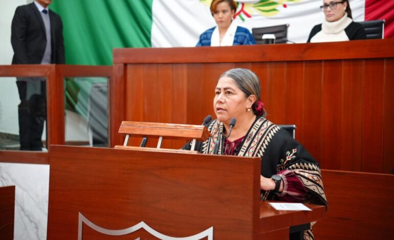 Blanca Águila cuestiona reformas a la Ley de Salud por falta de certeza laboral y operativa
