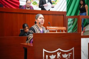 Blanca Águila impulsa capacitación obligatoria en perspectiva de género para servidores públicos