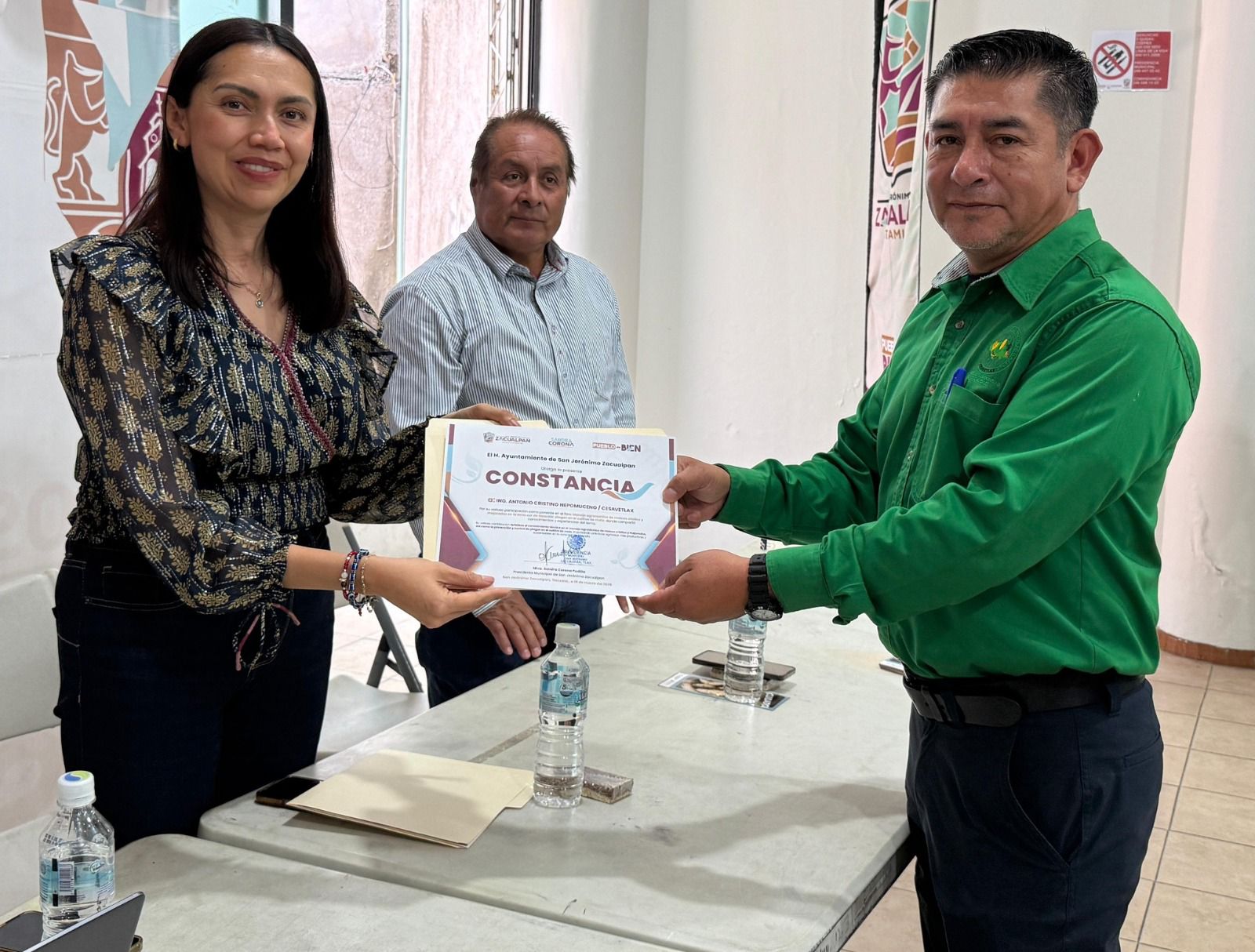 Sandra Corona impulsa capacitación para fortalecer el cultivo de maíz en Zacualpan