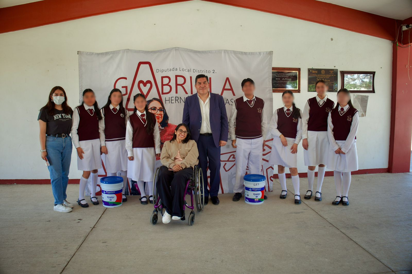 Refuerza Gabriela Hernández Islas apoyo a escuelas del Distrito 02 en Tlaxco