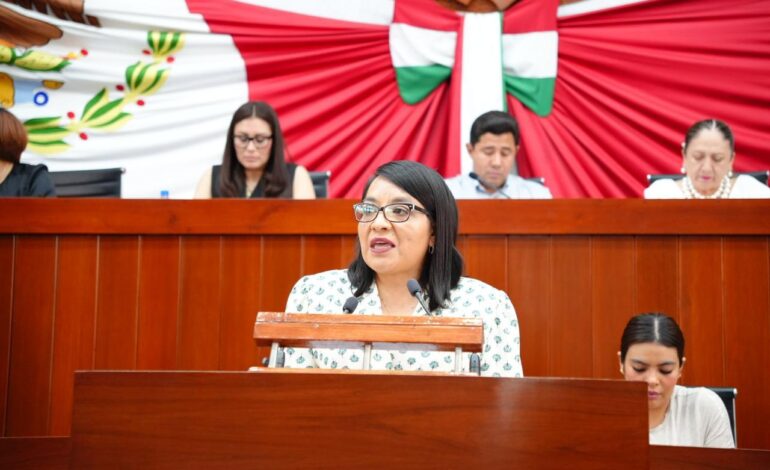 La diputada Laura Flores Lozano impulsa iniciativa para entornos seguros en escuelas