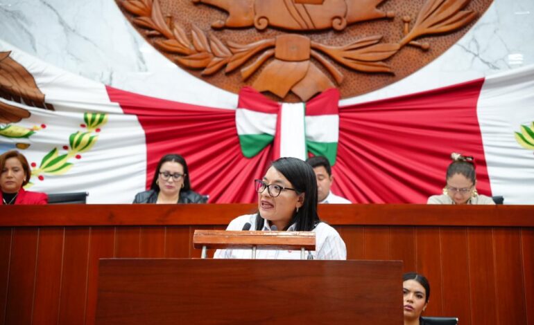 Laura Flores denuncia exclusión de su iniciativa y pide renovar conducción en Comisión de Puntos Constitucionales