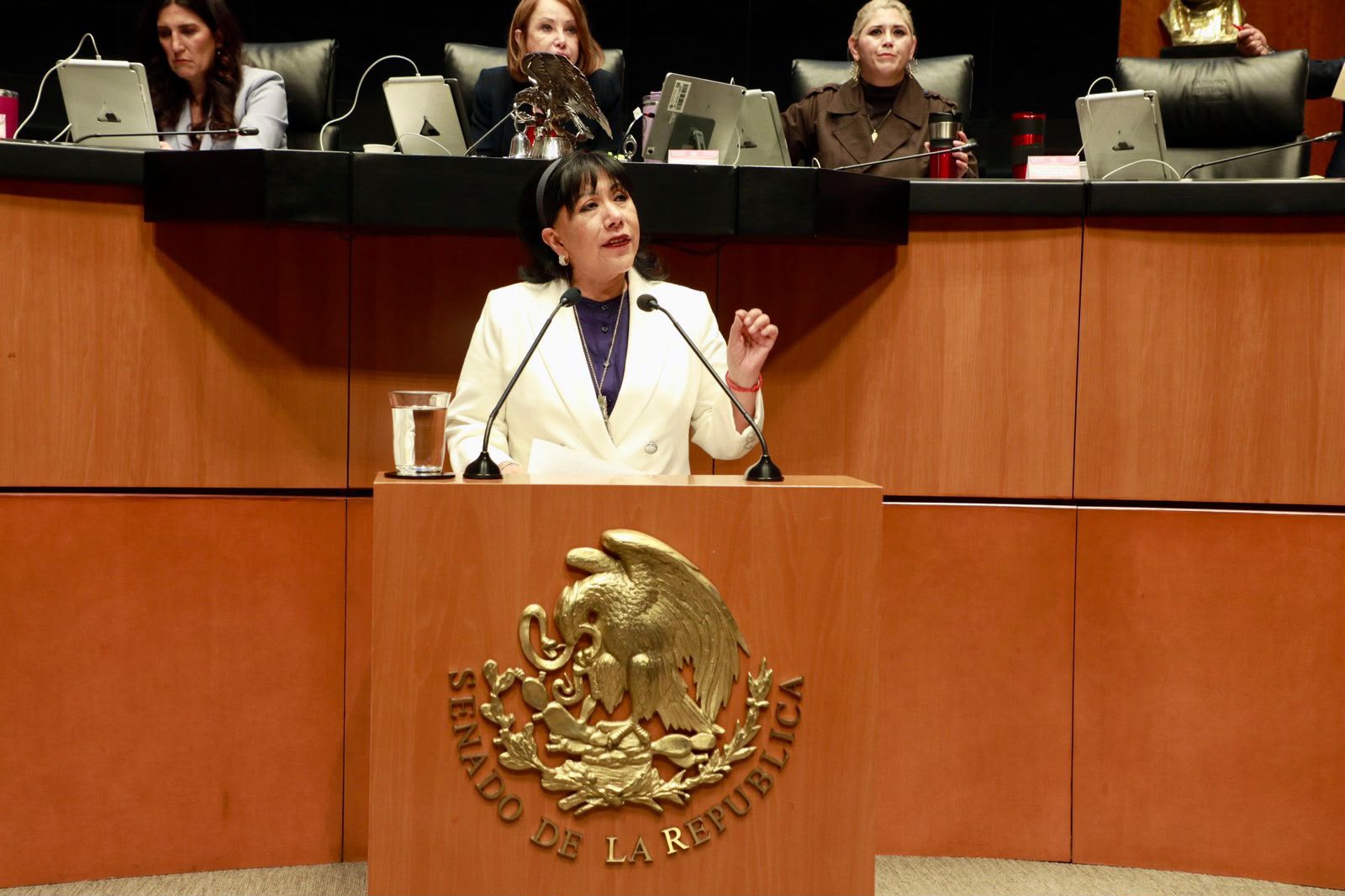Anabell Ávalos cuestiona a Morena por inseguridad, gasto público y conflicto en la UTT