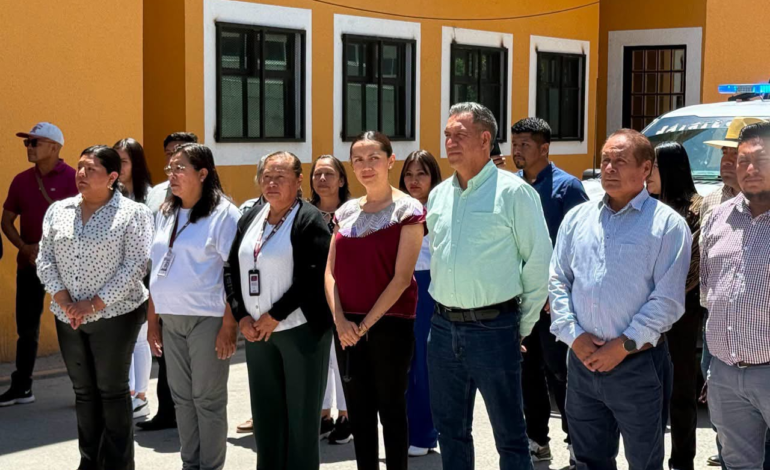 Sandra Corona acerca estrategias de prevención del delito a familias de Zacualpan con jornada de proximidad social