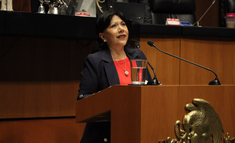 Anabell Ávalos pide reconstruir el sistema educativo y cuestiona rezagos en Tlaxcala