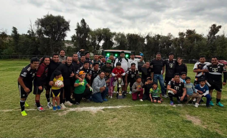 Leones de Zacualpan conquistan el campeonato del Torneo Relámpago de Veteranos