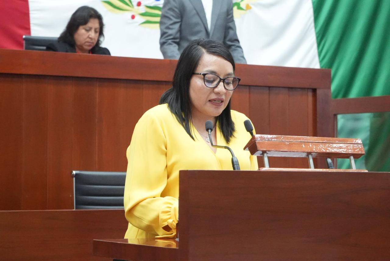 Laura Flores pide una reforma electoral de fondo y con límites al poder en Tlaxcala